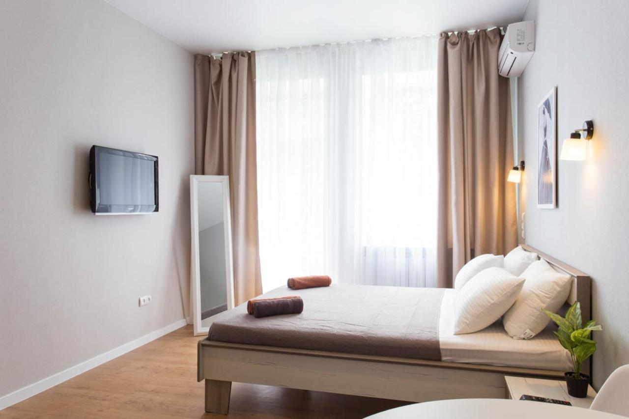 Modern Studio Beside Metro Yaroslava Mudroho, Universytet - Chernyshevska Str 95-7 Kharkiv Bagian luar foto