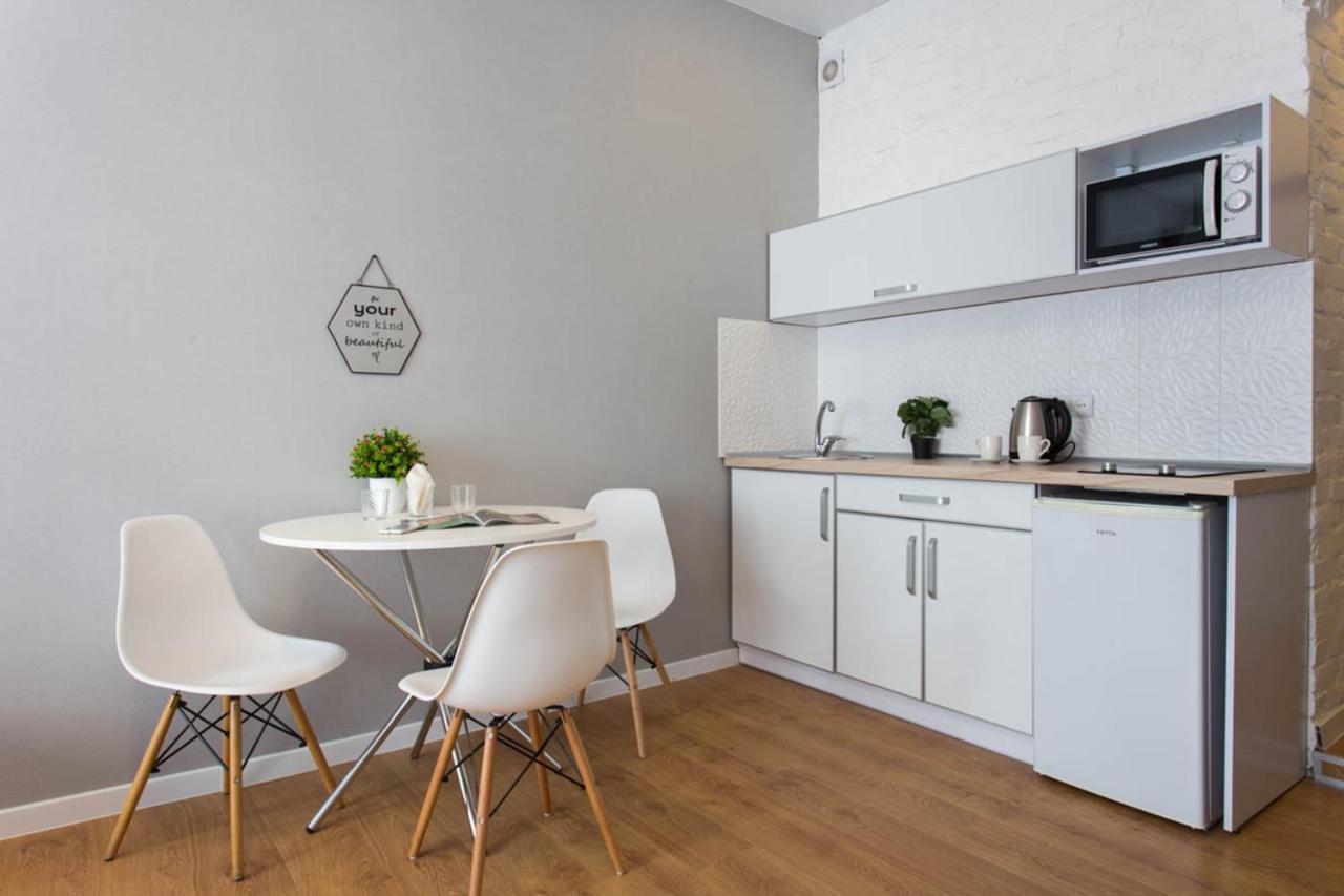 Modern Studio Beside Metro Yaroslava Mudroho, Universytet - Chernyshevska Str 95-7 Kharkiv Bagian luar foto
