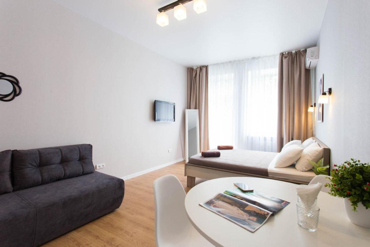 Modern Studio Beside Metro Yaroslava Mudroho, Universytet - Chernyshevska Str 95-7 Kharkiv Bagian luar foto