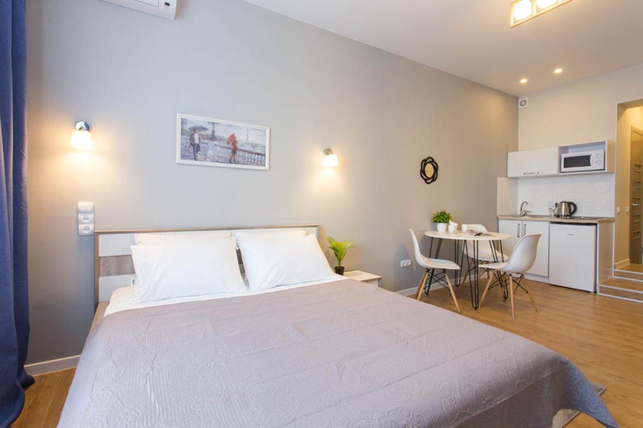 Modern Studio Beside Metro Yaroslava Mudroho, Universytet - Chernyshevska Str 95-7 Kharkiv Bagian luar foto
