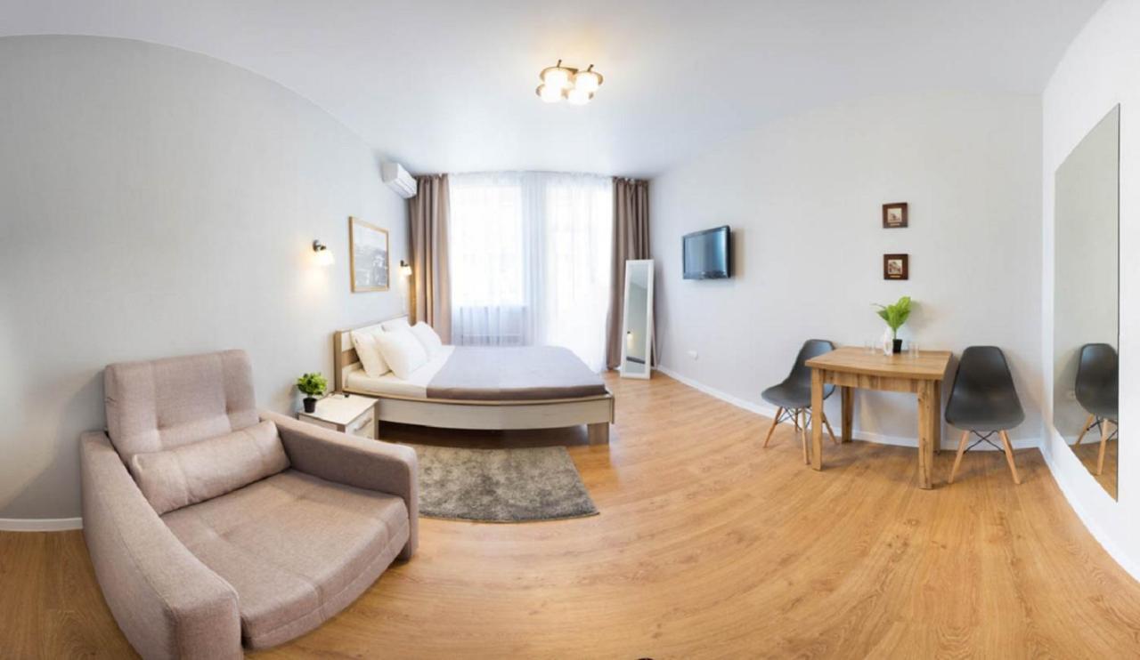 Modern Studio Beside Metro Yaroslava Mudroho, Universytet - Chernyshevska Str 95-7 Kharkiv Bagian luar foto
