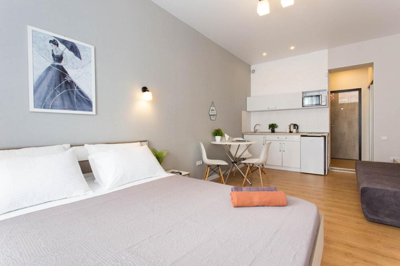 Modern Studio Beside Metro Yaroslava Mudroho, Universytet - Chernyshevska Str 95-7 Kharkiv Bagian luar foto