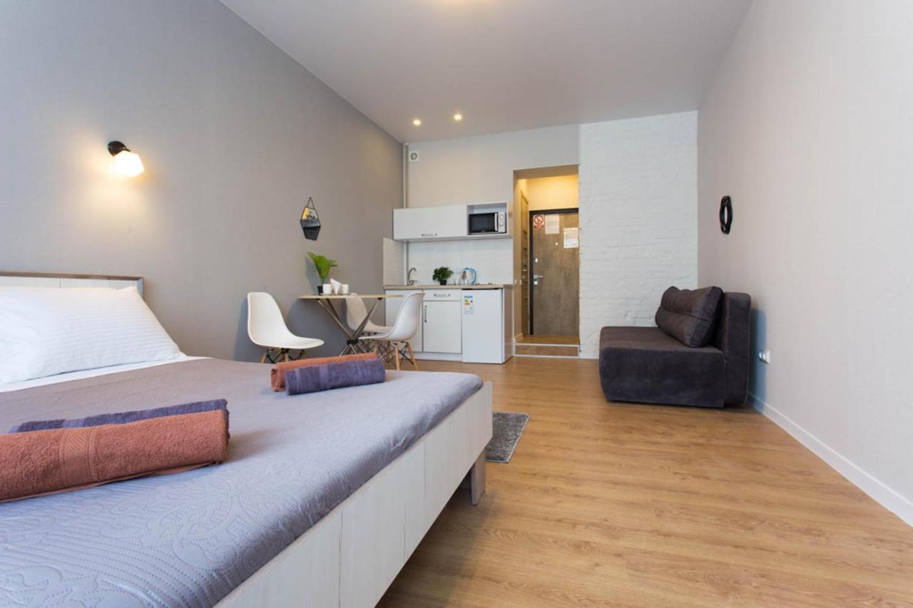 Modern Studio Beside Metro Yaroslava Mudroho, Universytet - Chernyshevska Str 95-7 Kharkiv Bagian luar foto