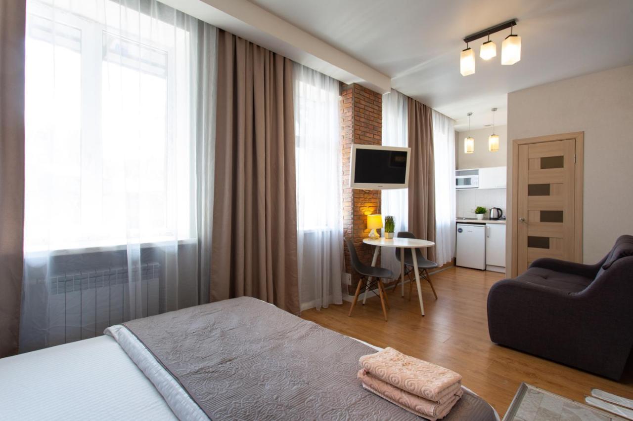 Modern Studio Beside Metro Yaroslava Mudroho, Universytet - Chernyshevska Str 95-7 Kharkiv Bagian luar foto