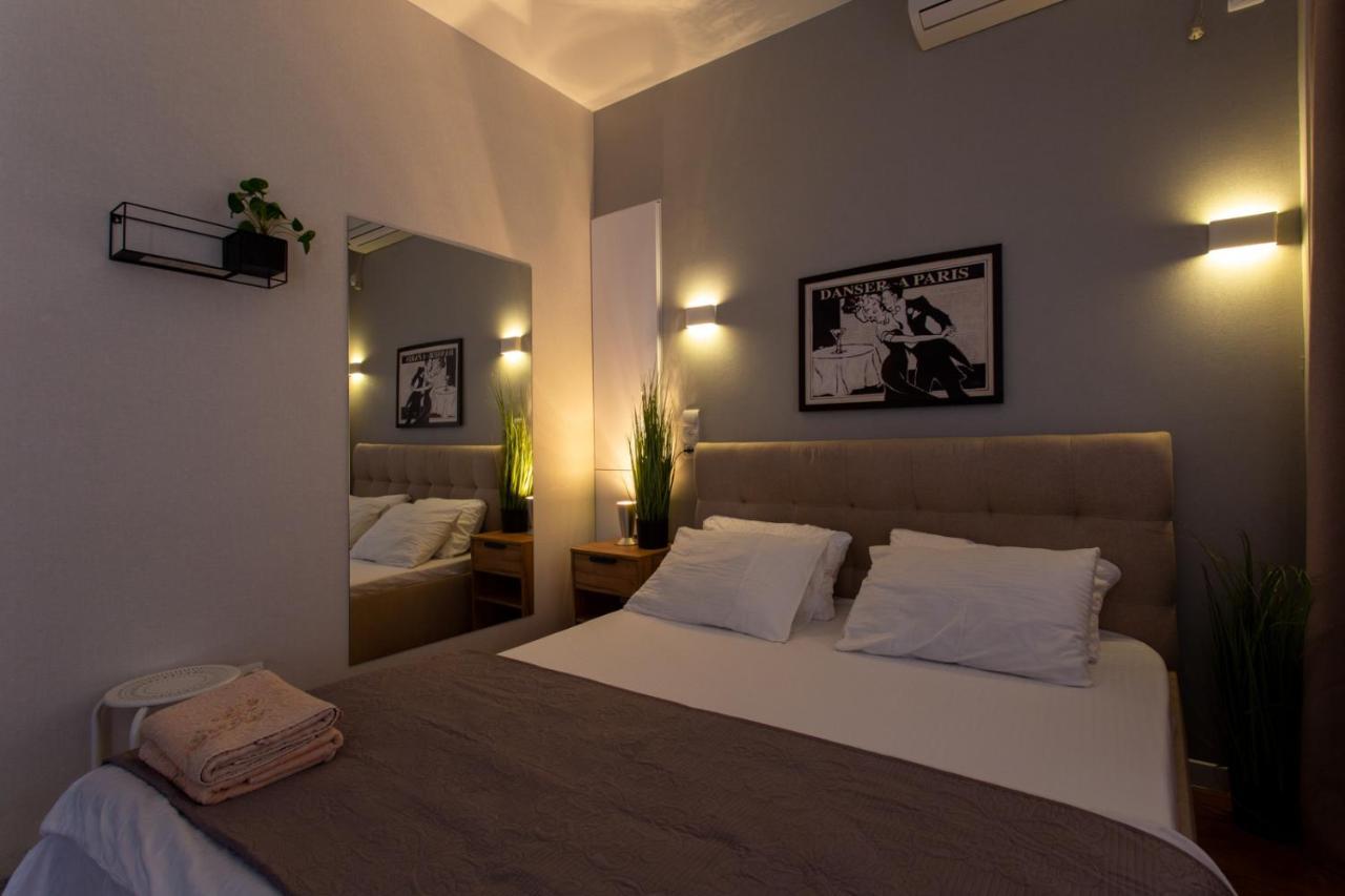 Modern Studio Beside Metro Yaroslava Mudroho, Universytet - Chernyshevska Str 95-7 Kharkiv Bagian luar foto