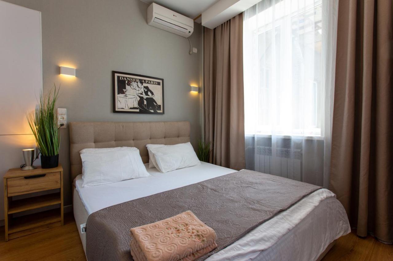 Modern Studio Beside Metro Yaroslava Mudroho, Universytet - Chernyshevska Str 95-7 Kharkiv Bagian luar foto